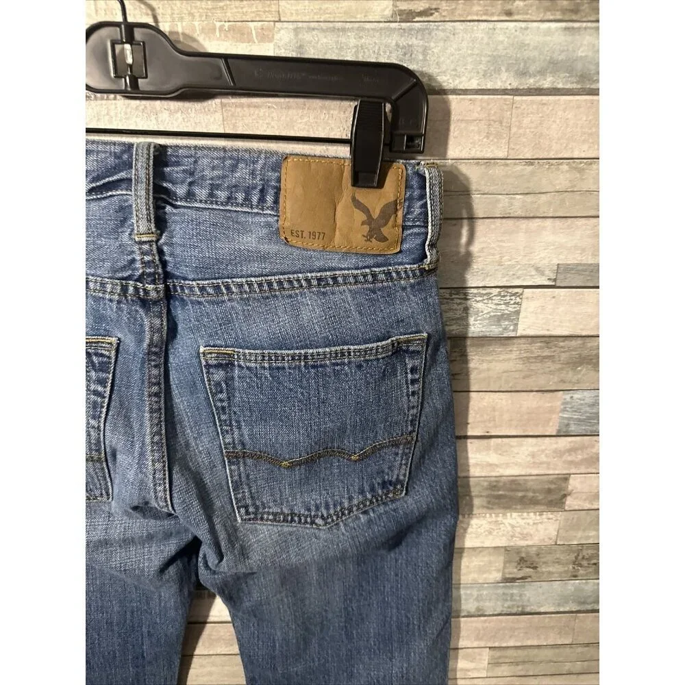 Men’s American Eagle Denim Jeans Medium Wash Slim Straight Size 26x28